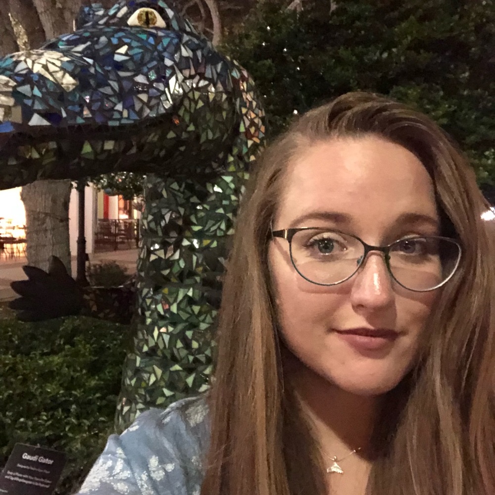 Meet your Posher, Whitli